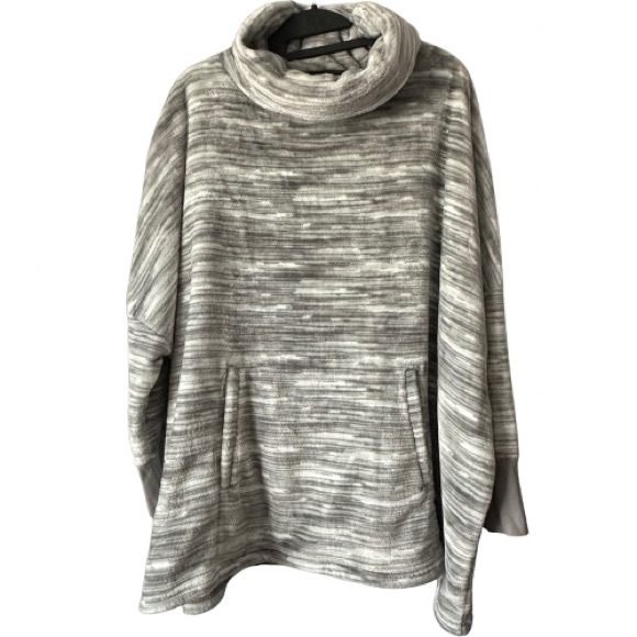 HUE Women' S-XXL (OS) Light Gray Cowl Neck Sleeved Plush Cozy Sweater Tunic Top - Picture 3 of 11